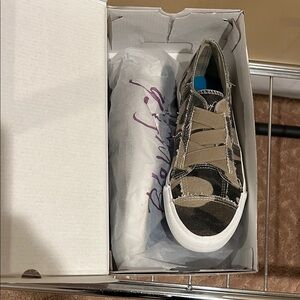 Womens Blowfish Tan and Black Camouflage Sneakers